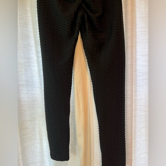 Stretchy Ribbed Butt Black Leggings High Waisted Ruched Booty Leggings Amazon - Picture 7 of 9